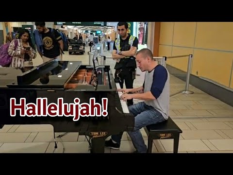 Hallelujah - Leonard Cohen (Public Piano) Vancouver International Airport