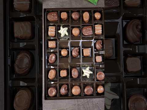 Chocolates | Godiva Chocolates #chocolatelover #truffles #holidaygifts #godiva #chocolate