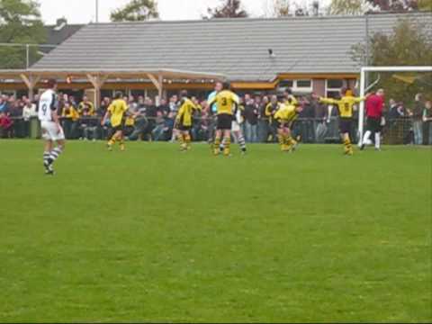 Kloetinge krijgt en benut strafschop in bekerduel met Duiveland