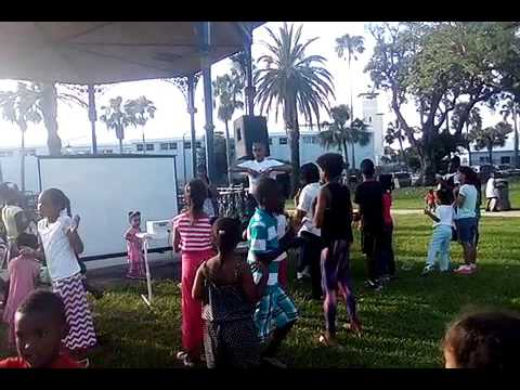 A otro nivel de Guerra loreann fernandez