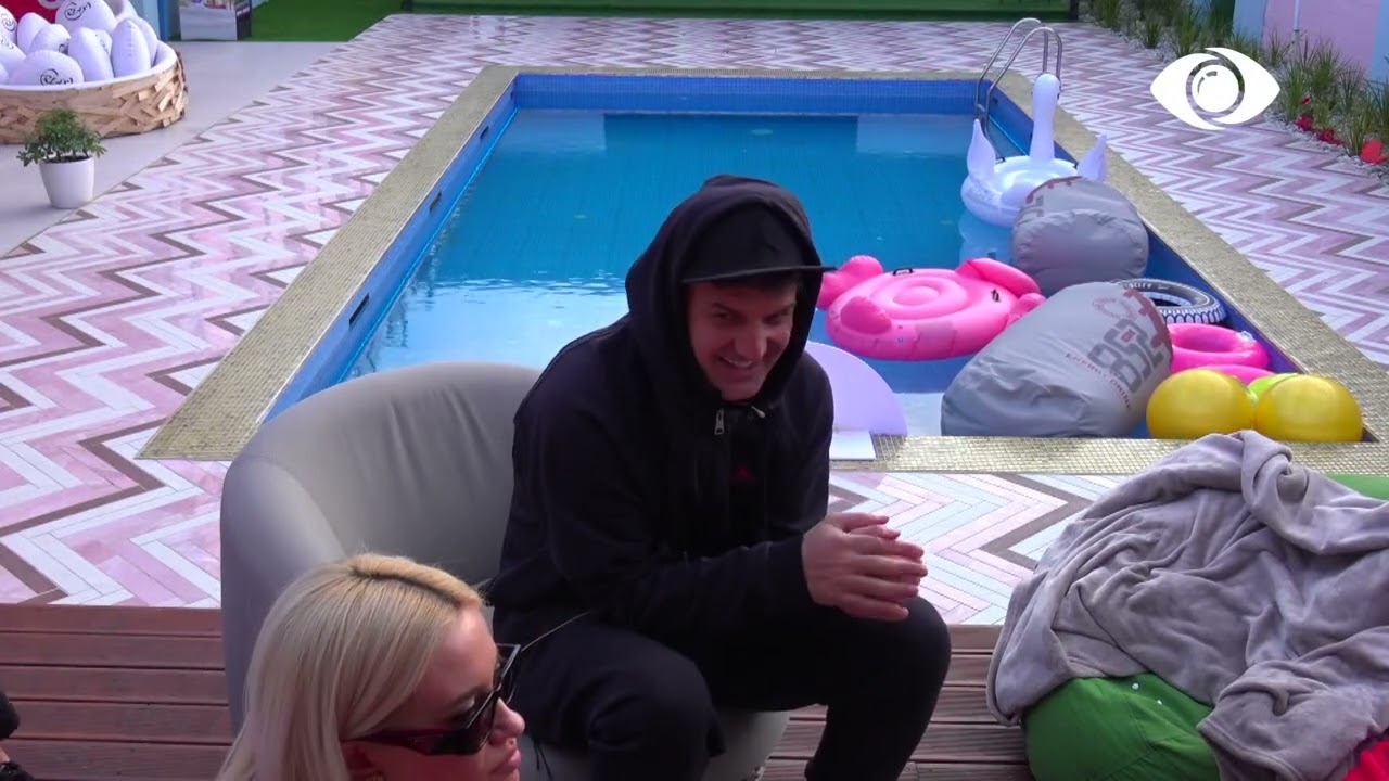 Termi transgjinor të del nga shpirti/Debat i ashpër Bledi-Ronaldo