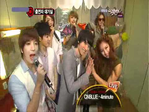 4Minute Moment 1# Cn Blue and 4Minute backstage