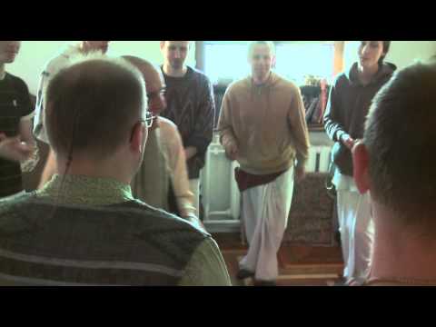 2011.04.27. Guru Puja Kirtan, HG Sankarshan Das Adhikari - Kaunas, LITHUANIA