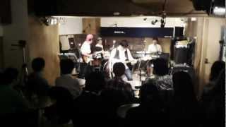 HiraManiacs Da　Alley　HIram Bullock Cover.