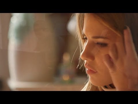 Lucia Gil y Christian Sanchez - Llegas y te vas ( Yo Quisiera T1 )