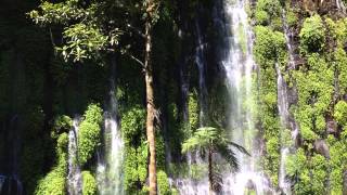 preview picture of video 'The Amazing Asik Asik Waterfalls'