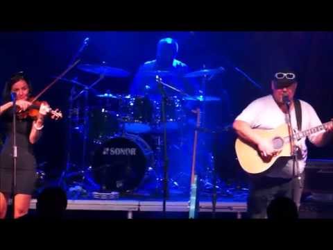 CHLAPI V SOBĚ - Variace na renesanční téma / Sladké je žít [Vladimír Mišík] - DEPO!FEST 2015