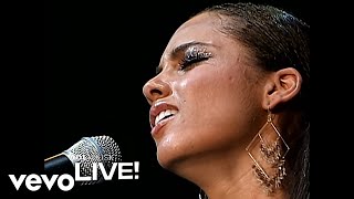 Alicia Keys - Fallin&#39; (AOL Live, Dec 2003)