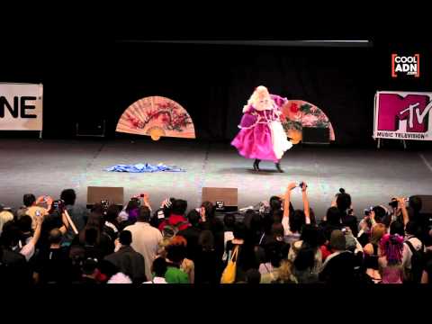 Lovin Japan 2010 - EuroCosplay - Le Chevalier d'Eon Sphinx - Lia de Beaumont.mov