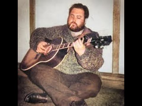 Hamish Imlach at St Andrews Folk Club circa 1966 artiste only