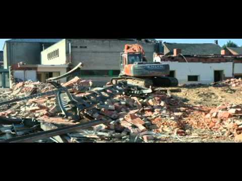 Afbraak Parochiehuis en Zaal 700 te Dessel