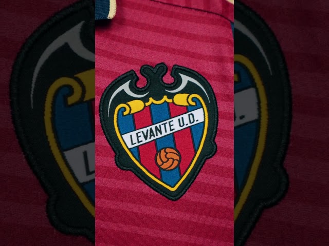 Vídeo relacionado con Macron Levante UD 24/25 Away Short Sleeve T-Shirt XL