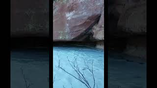 preview picture of video 'Apostle Islands Red Cliff Ice Caves'