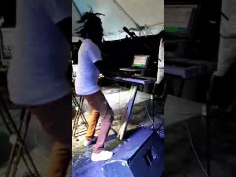 Tola Wet Fete Kylo and Stylee band