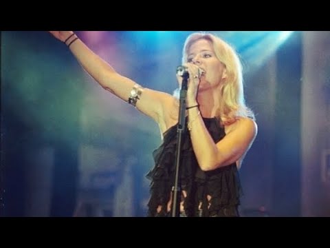 Uniformes - Kid Abelha - Lyrics