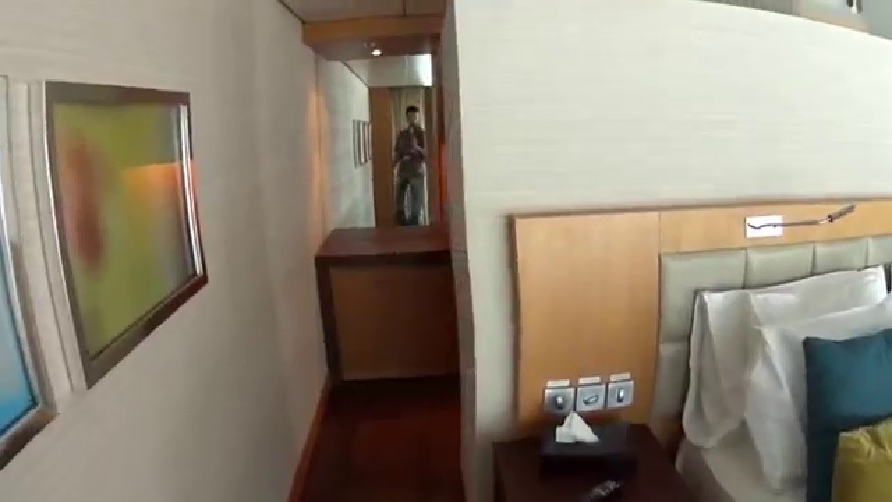 Oasis of the Seas - Cabin 1740 - Video 2
