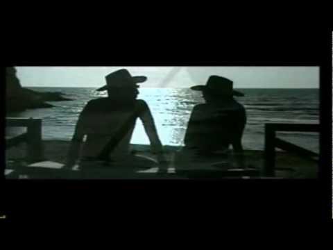 Francesco Merola & Valentina Stella  Vient 'e mare - video ufficiale - by Melania Tagli hd