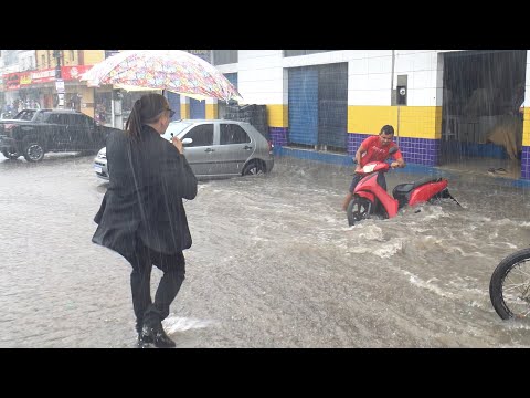 DE MALA E CÚIA EM PEDRAS DE FOGO