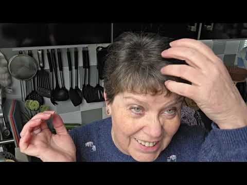 Hairdresser, preparation & a quick sign of life | Day 184