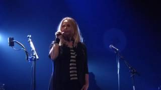 Manu (Dolly)  - 2016 - Valenciennes - Je n'veux pas rester sage - L'hiver