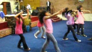 plv girls (clap ya&#39; hands - group one crew)
