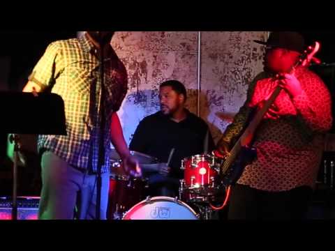 Do I Do - Live at DIME