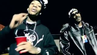 Snoop Dogg feat. Wiz Khalifa - Kush Ups [Official Music Video]