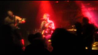 Machinae Supremacy: Action Girl live at Klubi
