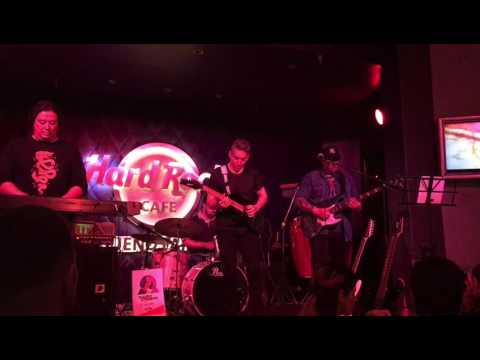 Funky Fruits - Mauro Cordero (Sagittario) en vivo Hard Rock Café Buenos Aires 19/03/2017