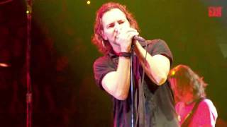 Pearl Jam - *Black, Red Yellow* - 5.21.10 Madison Square Garden, NY
