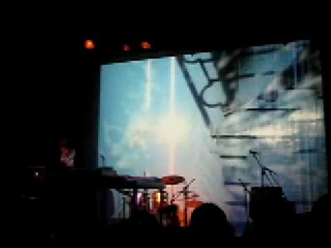 Illuminated Faces (Roman Tsepelev) — Penguin Everything