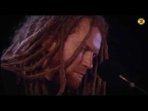 Newton Faulkner - Teardrop (Massive Attack cover) (Live on 2 Meter Sessions)