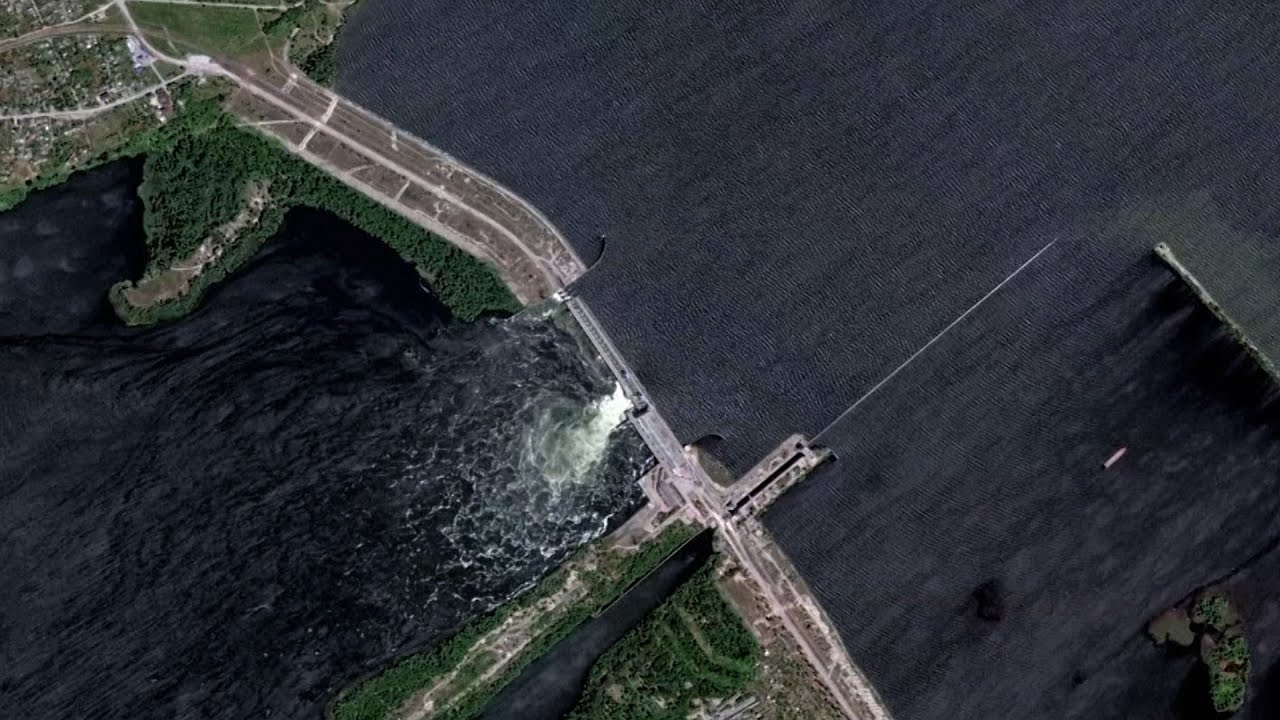 Imagens de drone mostram destruição em barragem na Ucrânia