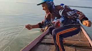 Download lagu THIS IS THE FIRST TIME I'VE FISHED FOR SIKAWAL AND ALREADY RECEIVED STRONG STRIKES IN A SERIES mp3