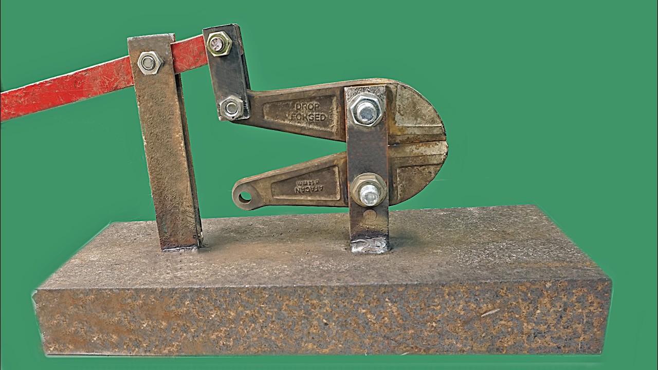 Broken hydraulic pliers get a second life in the most unexpected way