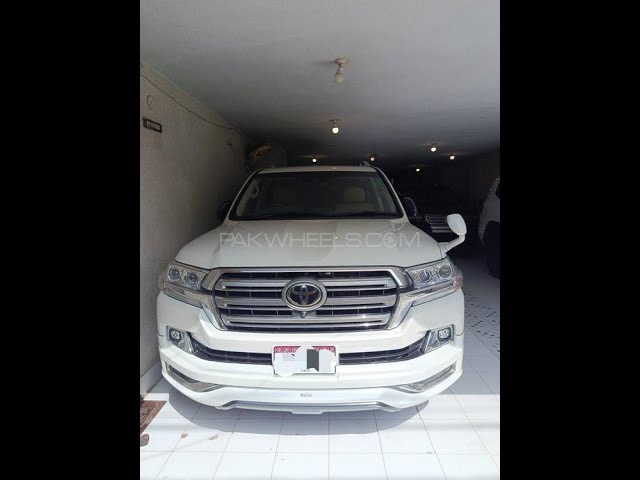Toyota Land Cruiser AX 2017 for Sale