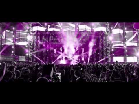 Rihanna & Avicii & Nicky Romero & Ciara Electro House Remix Fevereiro 2013 - Rihanna Diamonds Remix