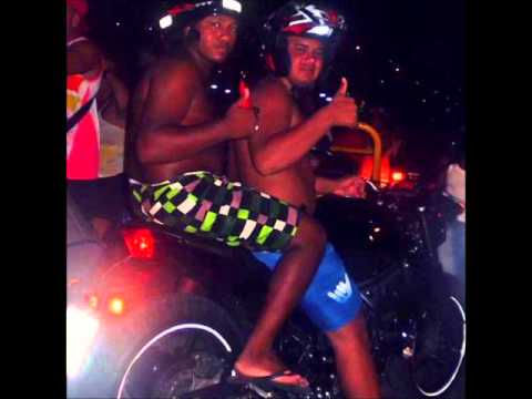 Mc Deco - Novinha Cheia De Fogo