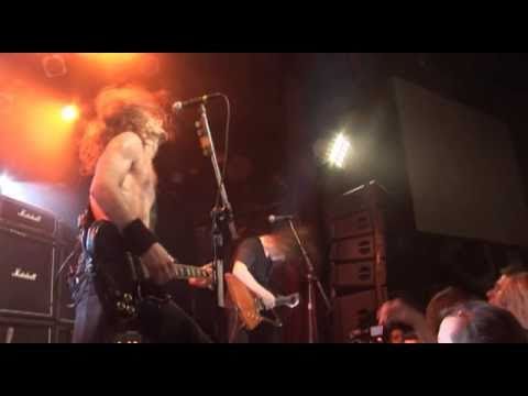 Airbourne - Girls in Black [Live] (Video) online metal music video by AIRBOURNE