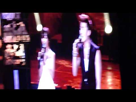 130309 Eru Feat Hyeorin Sistar Kemesraan MUBANKJKT