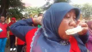 preview picture of video 'Lomba Makan Kerupuk'