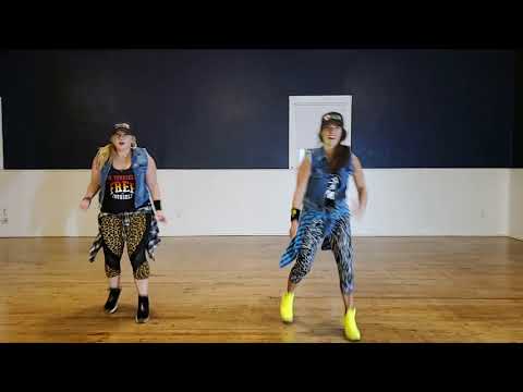 She Knows How To Love Me Zumba