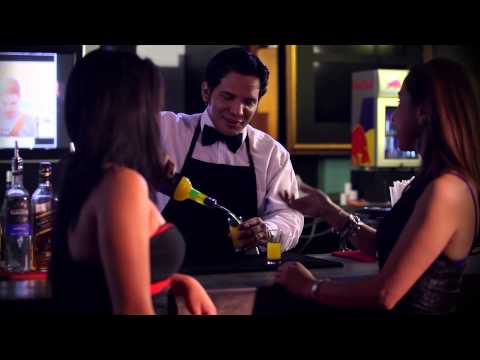 Corazón Serrano - Cuéntale a la Luna (video oficial 2014)