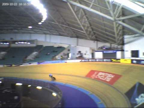 How not to do a Flying 200m TT - Cycle Crash @ velodrome