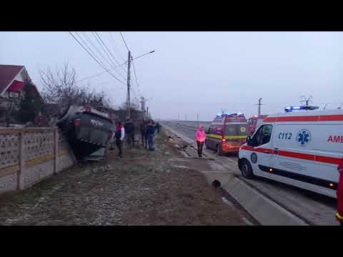 Accident județul Vaslui. Cum rar vezi pe șoselele din România (galerie foto+video)