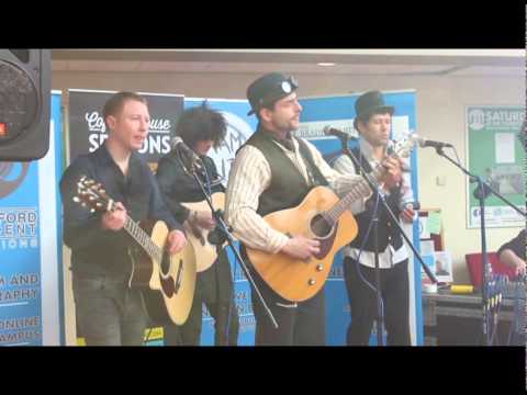 The Jar Family - Paint me a Picture