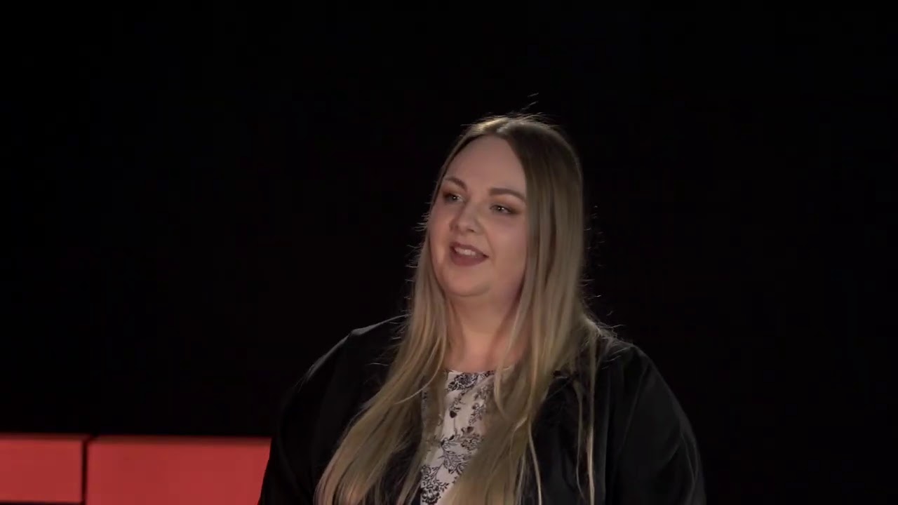 Communicating Science...During a Pandemic! | Lindsay Broadbent | TEDxQueensUniversityBelfast