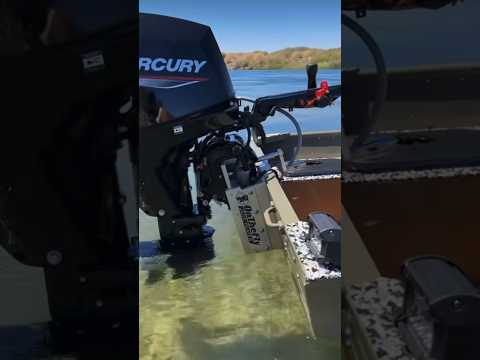 On The Fly Manual Jack Plate on a Tracker 15 Jon Boat #boat #outdoors #boating #skiff #adventure