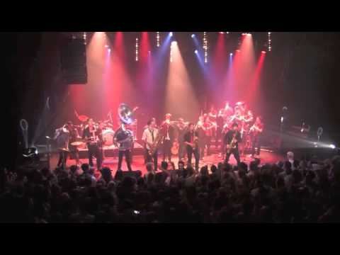 Sweet Dreams (are made of this) -Irréductibles Brass Band-