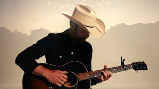 Musik-Video-Miniaturansicht zu Pasadena Songtext von Dustin Lynch